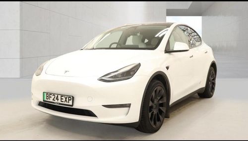Tesla MODEL  Y