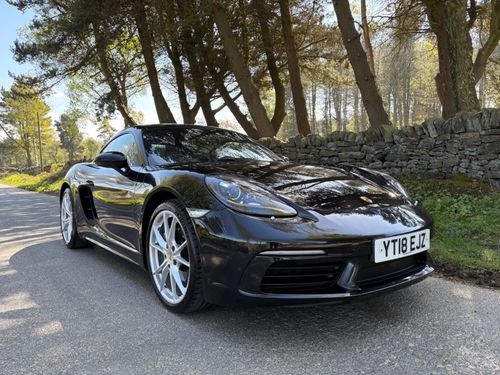 Porsche 718 Cayman