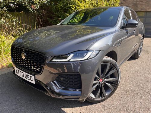 Jaguar F Pace