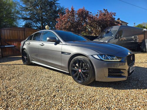 Jaguar XE