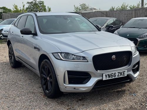 Jaguar F Pace