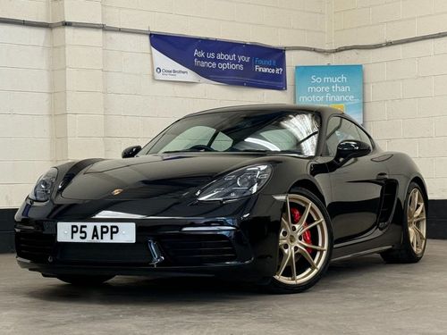 Porsche 718 Cayman