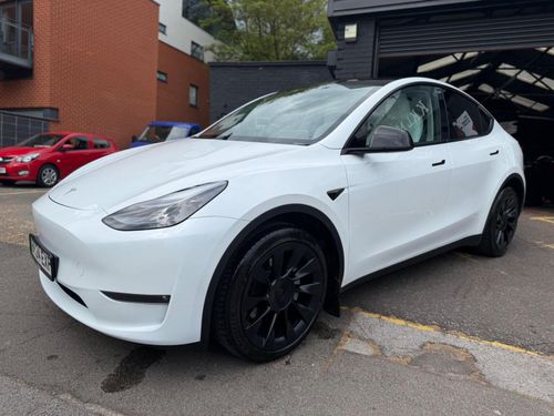 Tesla MODEL  Y