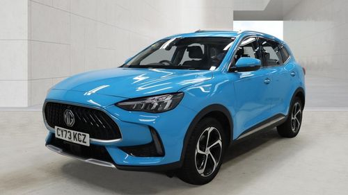 MG HS