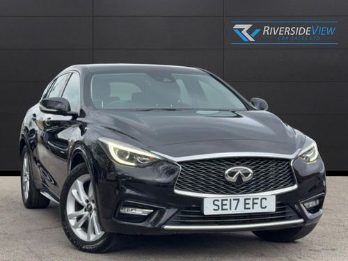 Infiniti Q30