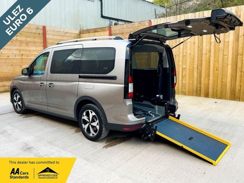 Ford Tourneo