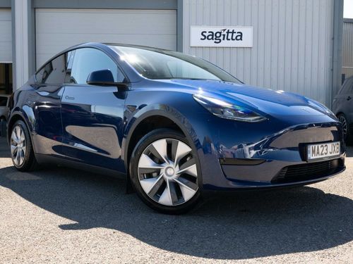 Tesla MODEL  Y