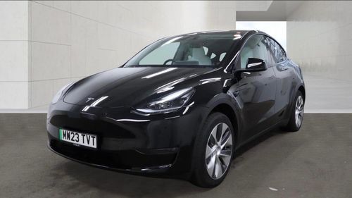 Tesla MODEL  Y