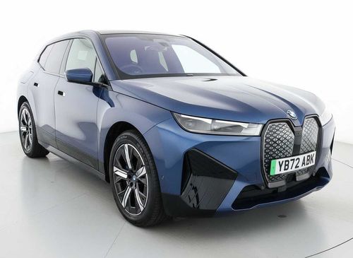 BMW iX
