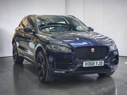 Jaguar F Pace