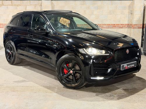 Jaguar F Pace