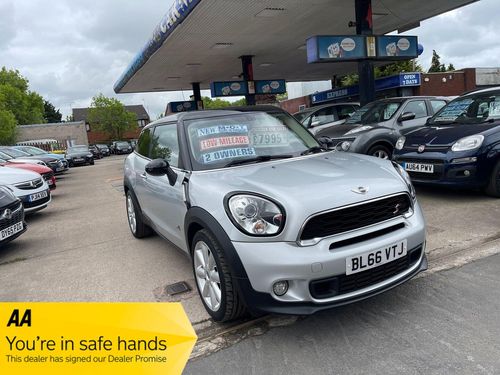 MINI Paceman