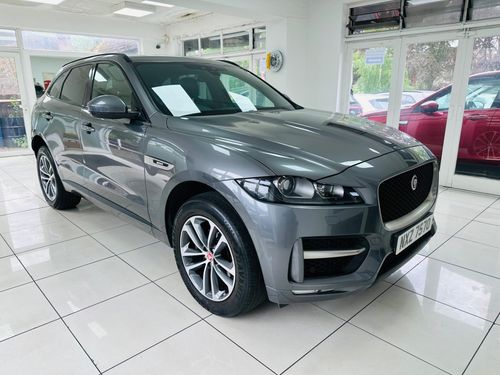 Jaguar F Pace