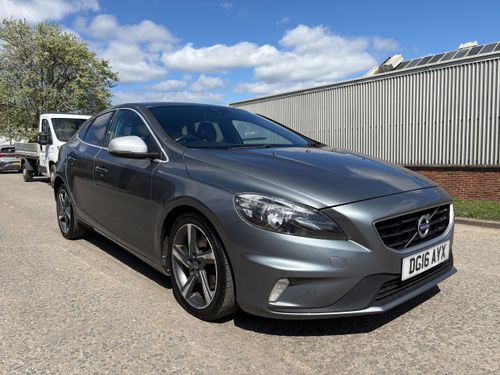 Volvo V40