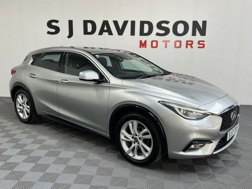 Infiniti Q30