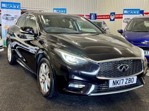 Infiniti Q30
