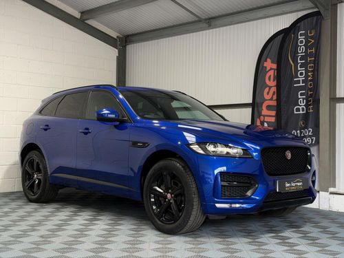 Jaguar F Pace