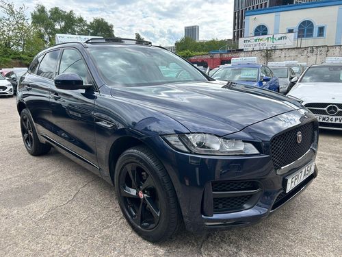 Jaguar F Pace