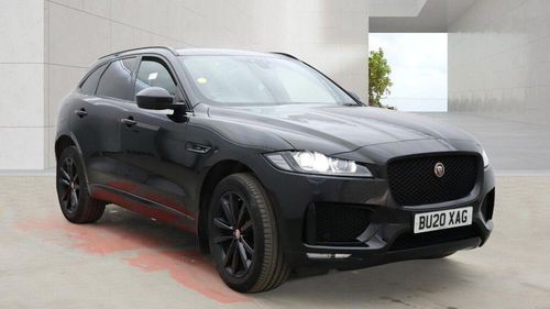 Jaguar F Pace