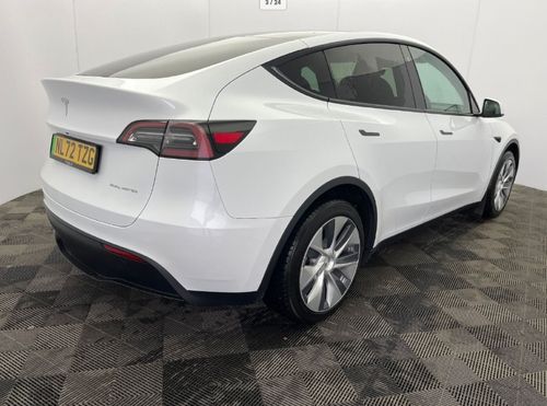 Tesla MODEL  Y