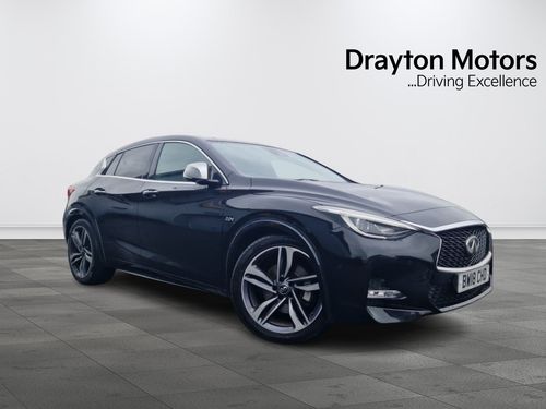 Infiniti Q30