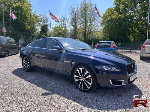 Jaguar XJ