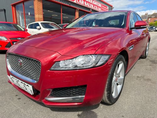Jaguar XF