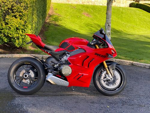Ducati Panigale V4S