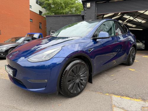 Tesla MODEL  Y