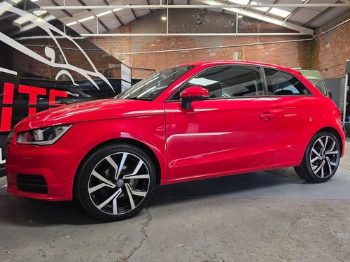 Audi A1