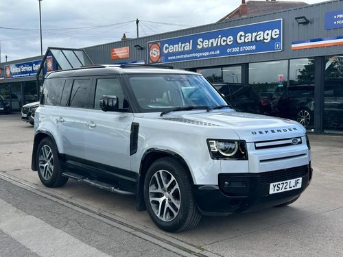 Land Rover Defender 110