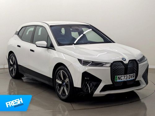BMW iX