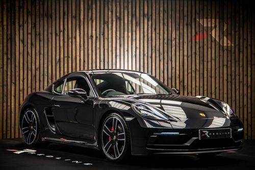 Porsche 718 Cayman