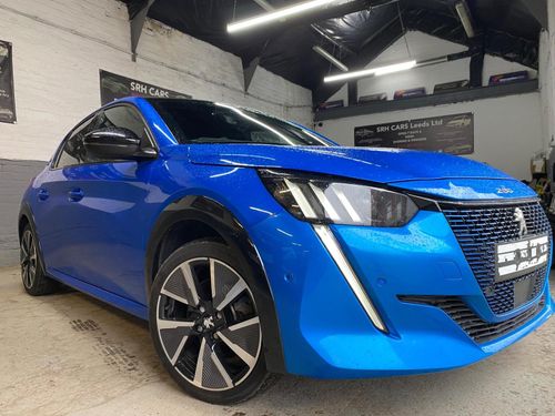 Peugeot E-208