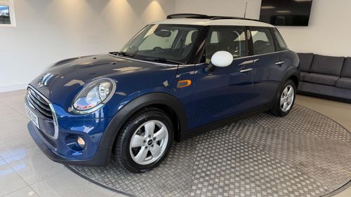 MINI Hatch