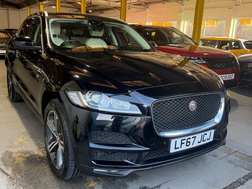 Jaguar F Pace