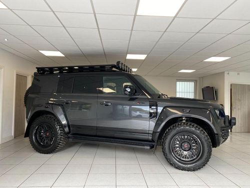 Land Rover Defender 110
