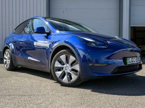 Tesla MODEL  Y