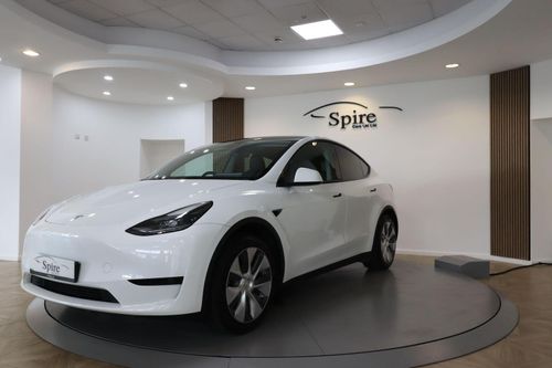 Tesla MODEL  Y