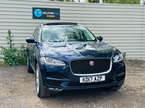 Jaguar F Pace