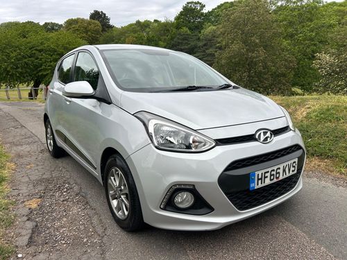 Hyundai i10