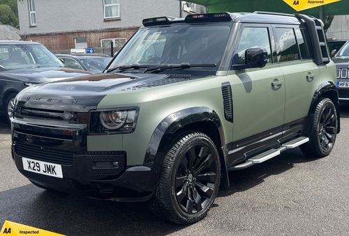 Land Rover Defender