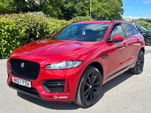 Jaguar F Pace