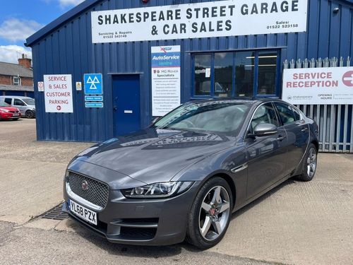 Jaguar XE