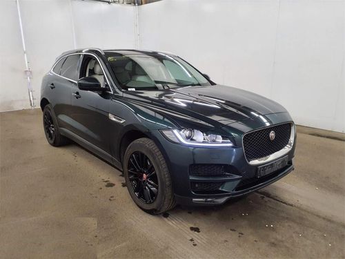 Jaguar F Pace