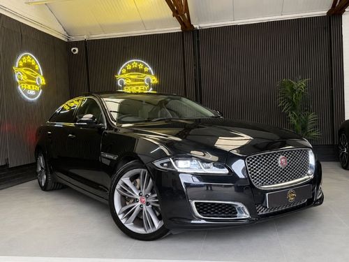 Jaguar XJ