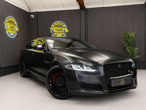 Jaguar XJ