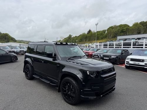 Land Rover Defender 110
