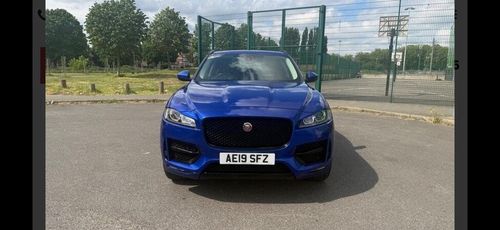 Jaguar F Pace