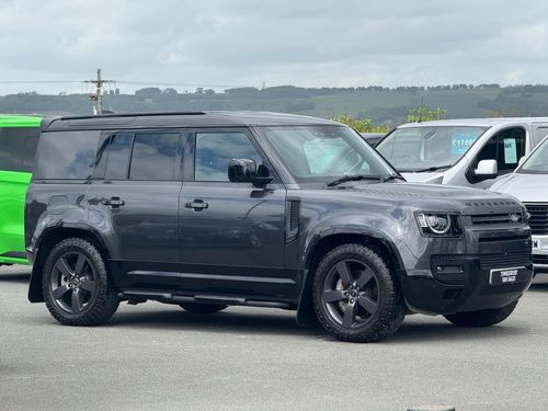 Land Rover Defender 110